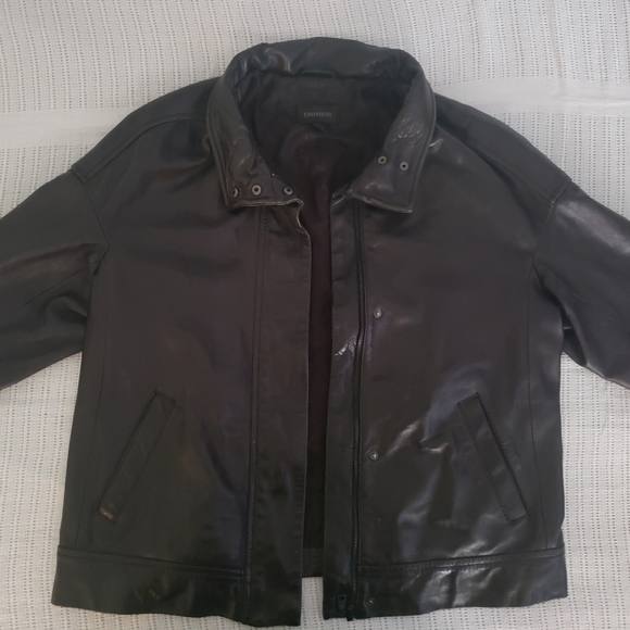 Danier leather jacket - Med - Picture 3 of 3